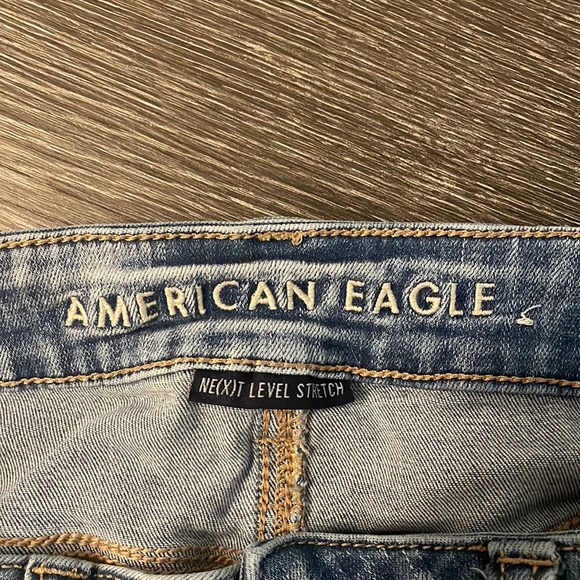 American Eagle distressed shorts - Picture 4 of 4